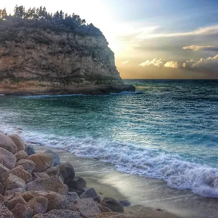 Enjoy Manuela - Free Parking & Private Garden Apartament Tropea