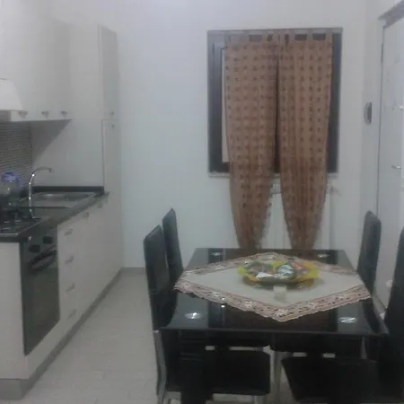 Apartament Enjoy Manuela - Free Parking & Private Garden Tropea