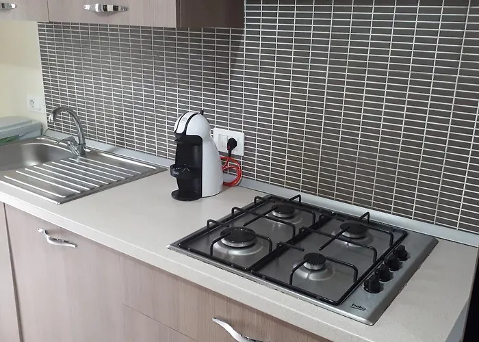 Enjoy Manuela - Free Parking & Private Garden * Tropea